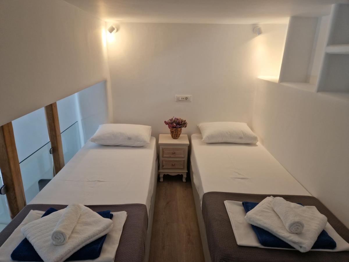 Empyreal Blue Apartments Mykonos Town Exterior foto